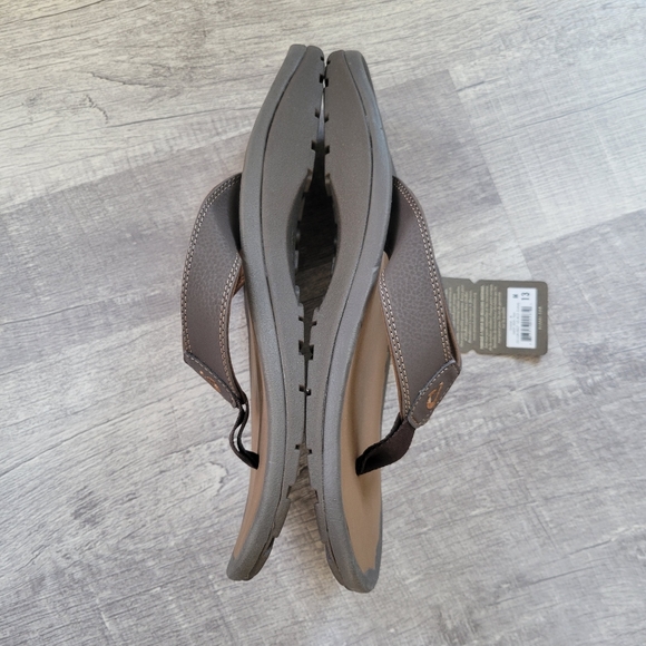 OluKai Ohana Flipflops - Picture 4 of 5